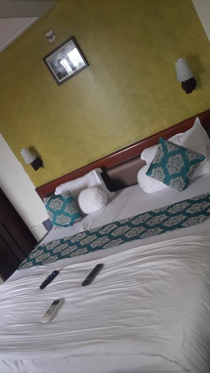 Hotel Peace Park Panvel Eksteriør bilde